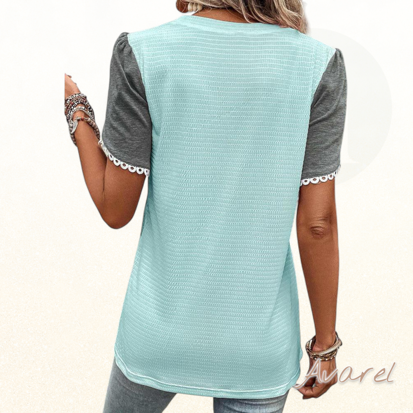 Stylisch Rundhals-Farbblock-Shirt für en modere Look