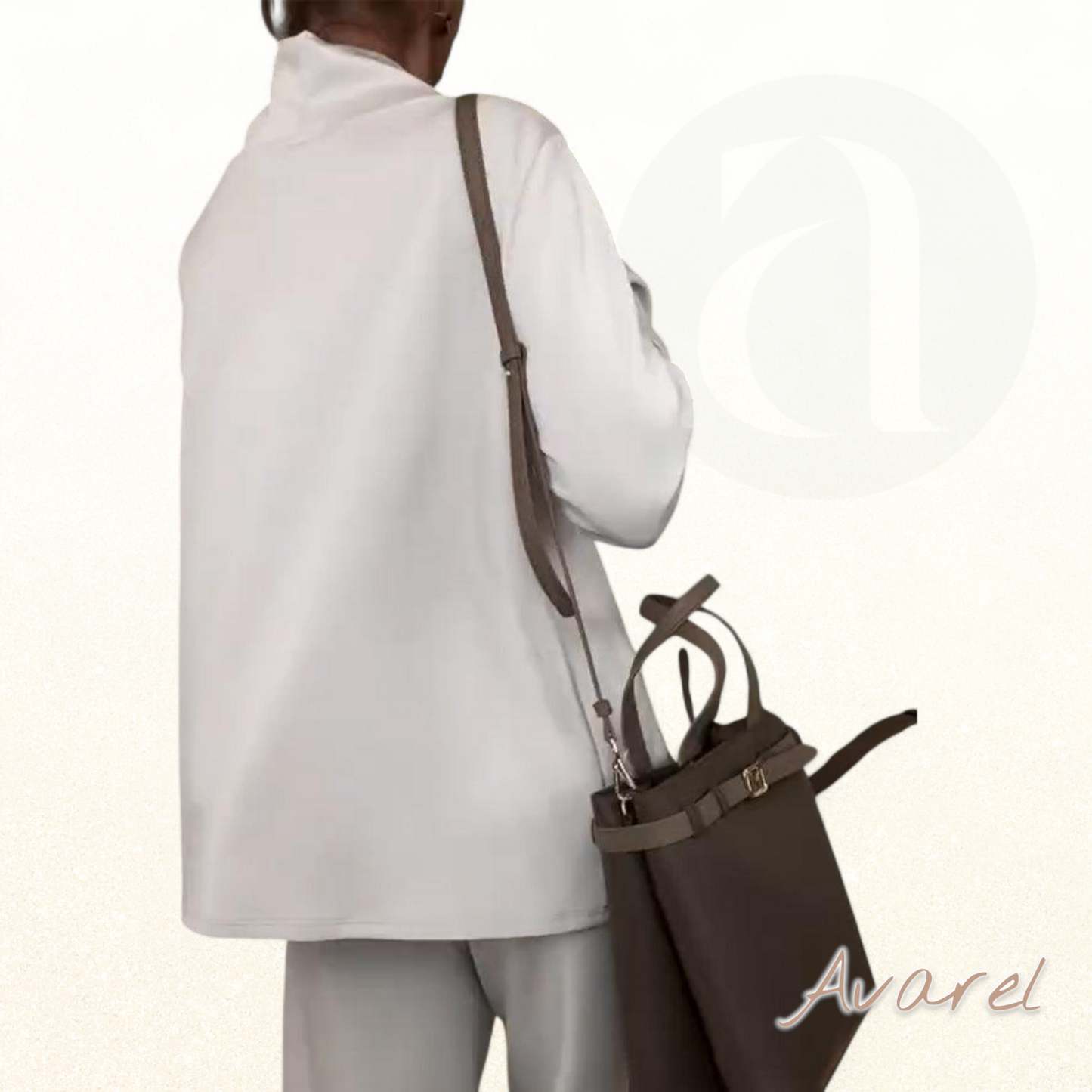 Elegante unregelmässig länge Ärmligi Drapierte Krage für e stilvolle Look