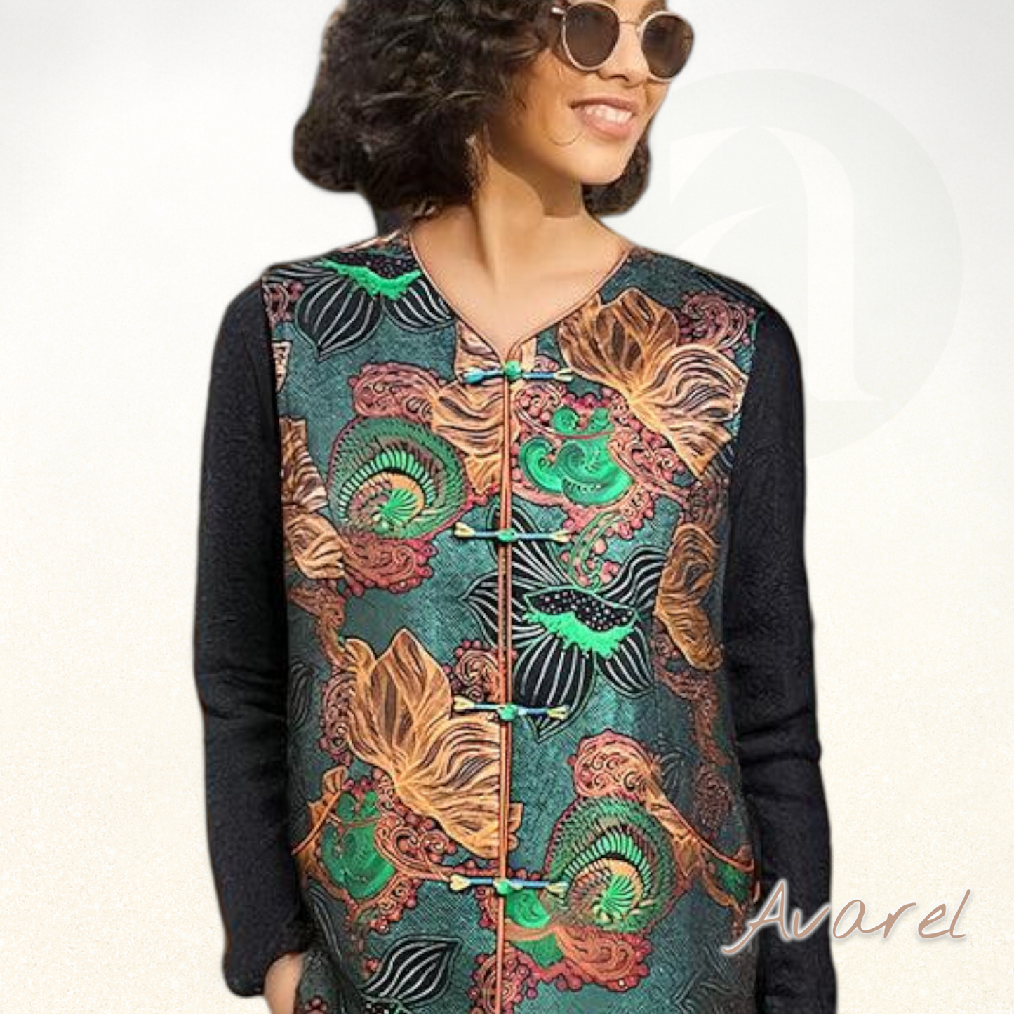 Retro-Chic West mit orientalischer Blumenstickerei für stilvolle Look