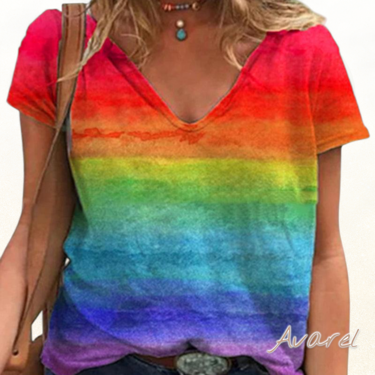 Bequemes V-Ausschnitt T-Shirt mit farbigem Regenbogen-Print für e ne lässige Look