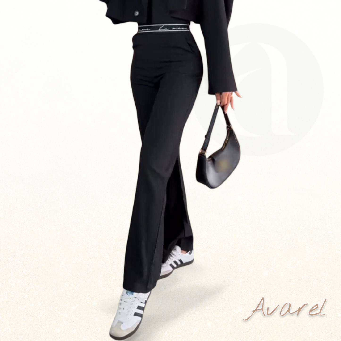 Bequemi gerade Hose in Uni-Farb mit praktische Reißverschlusstasche