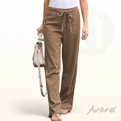 Bequemi Hose mit gschtader Beinlinie und elastischem Bund für optimale Komfort