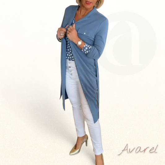 Stilvolle, knopfbare Mantel in elegante Uni-Farbe für en lässige Look