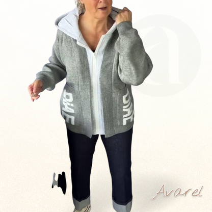 Stylische Langarm-Pullover-Mantel mit trendigem Buchstaben-Design