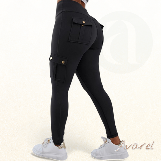 Schnäll trocknendi Po-Lift-Hose mit Hochbundi für en perfekt Sitz