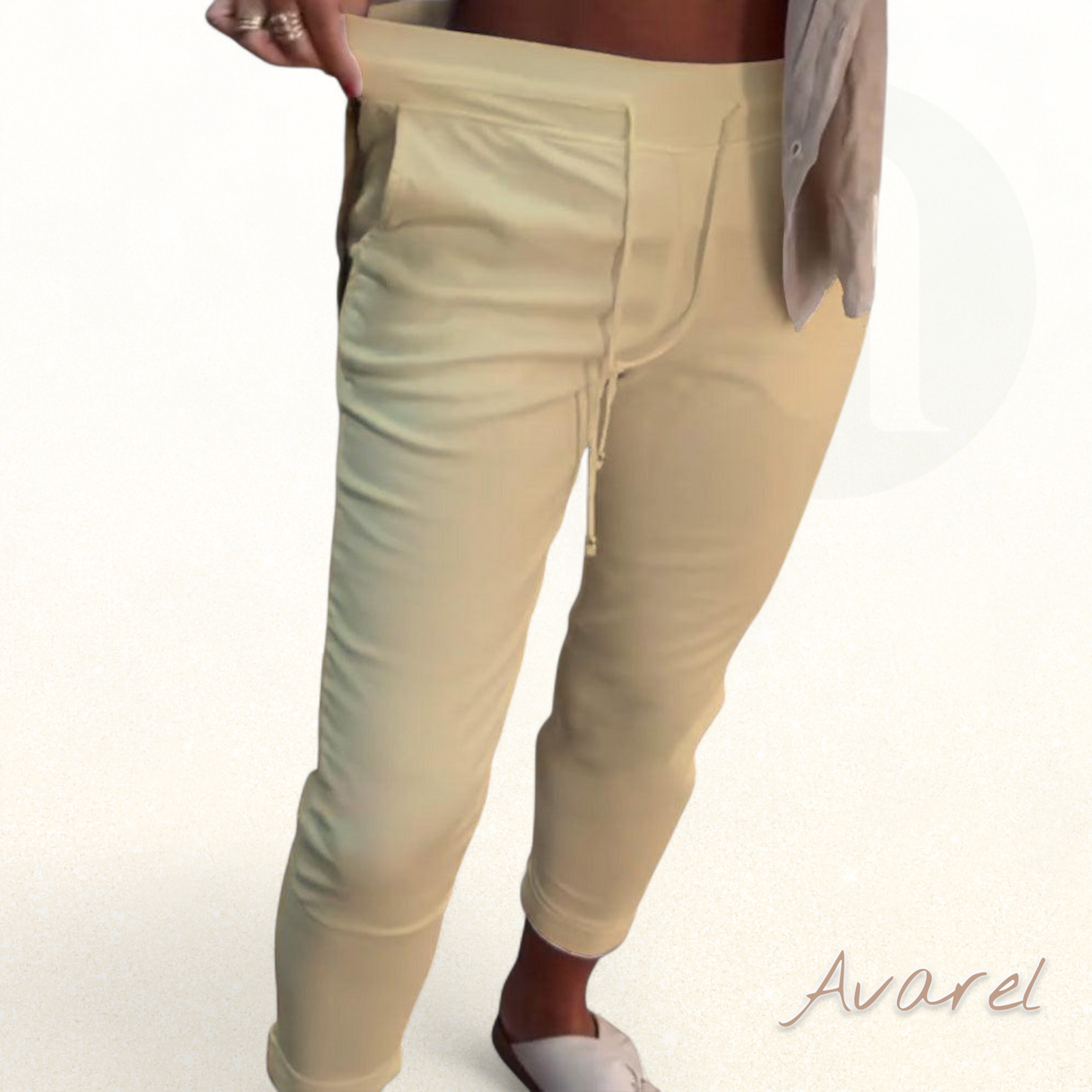 Schicke Bleistiftshose mit bequemem Kordelzug für de perfekte Look