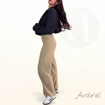 Bequemi gerade Hose in Uni-Farb mit praktische Reißverschlusstasche