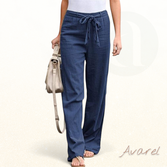 Bequemi Hose mit gschtader Beinlinie und elastischem Bund für optimale Komfort