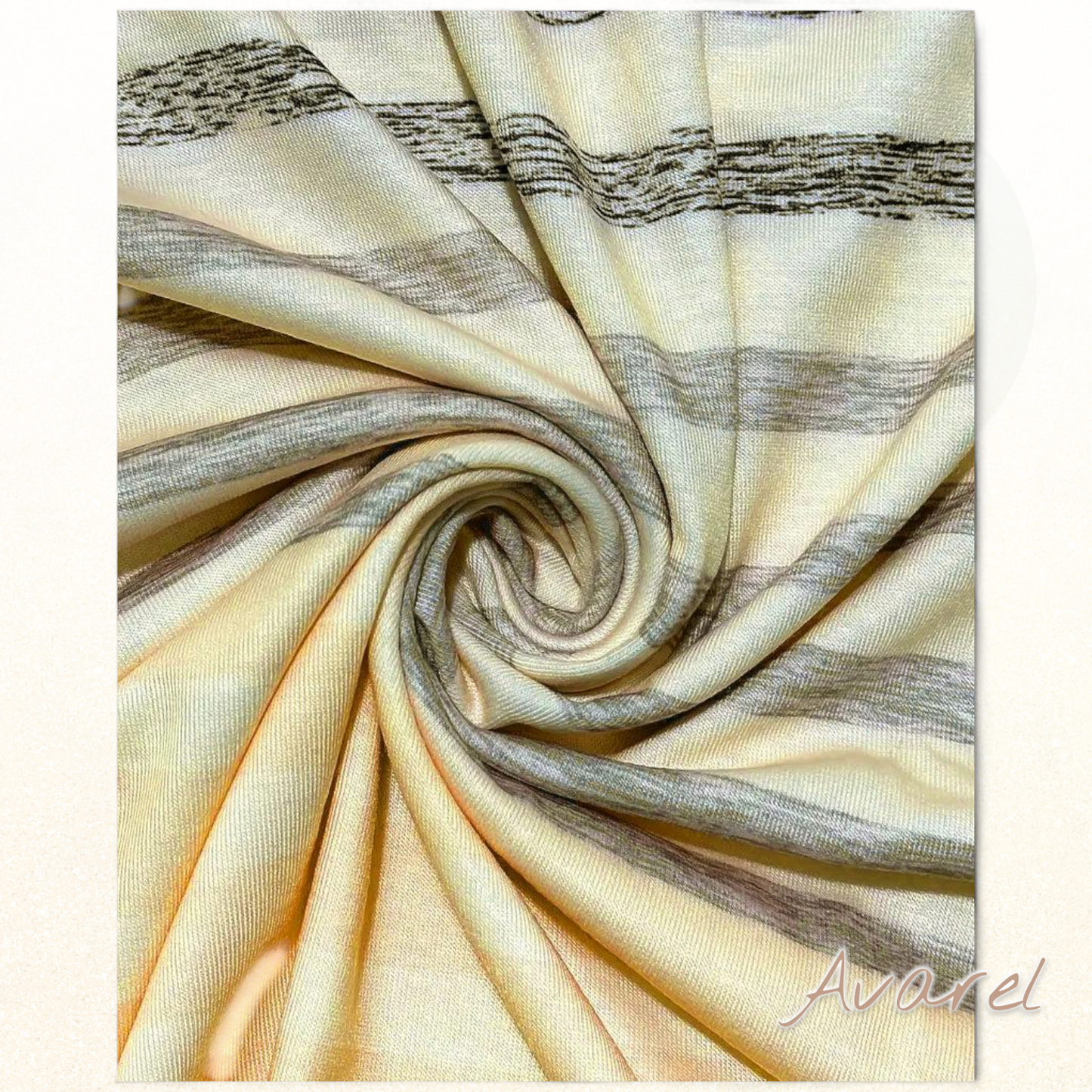 Stilvolls gestreifts T-Shirt mit Rundhalsausschnitt und Churzarm