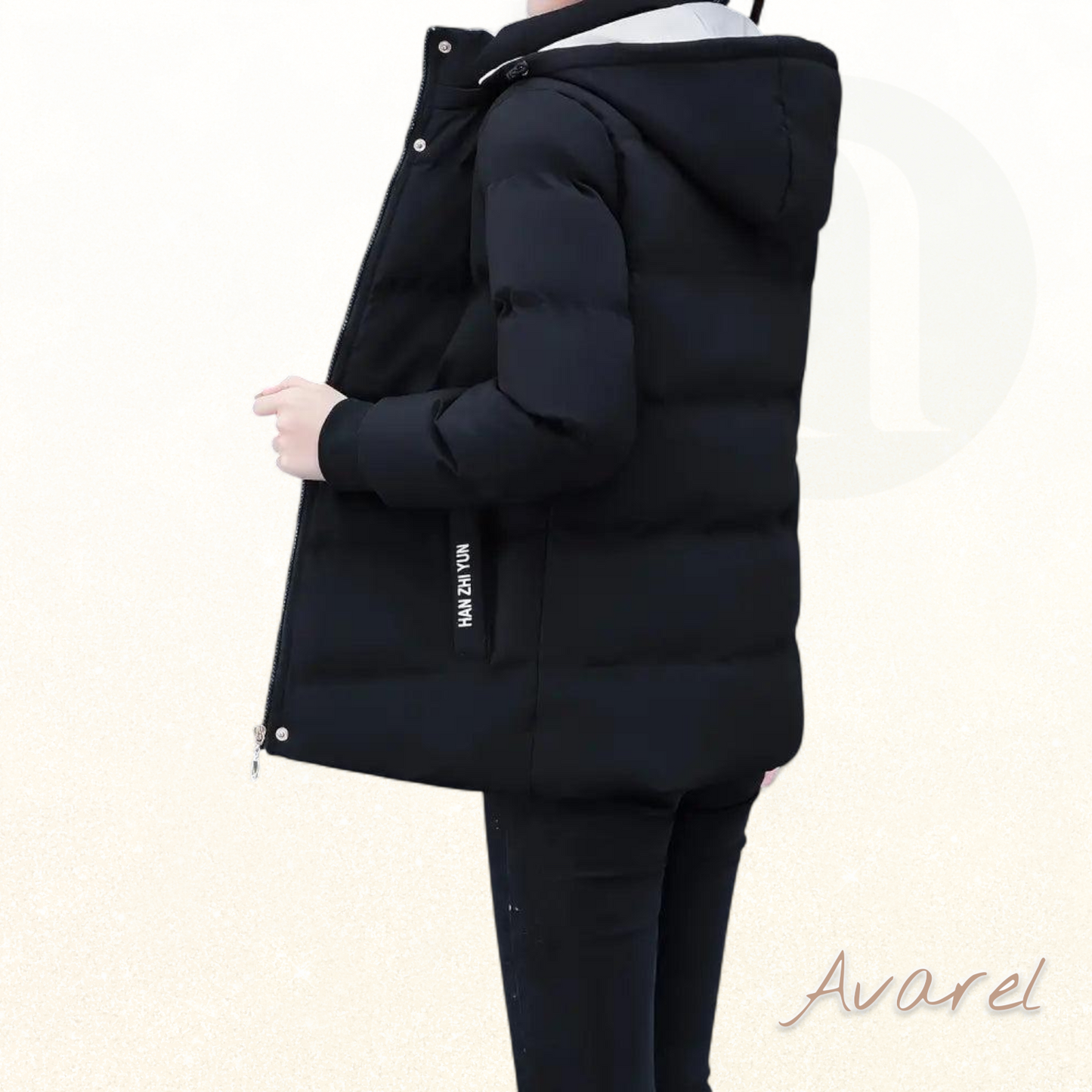 Bequemi warmi Übergangsjacke mit Kapuze im klassischem einfarbige Design