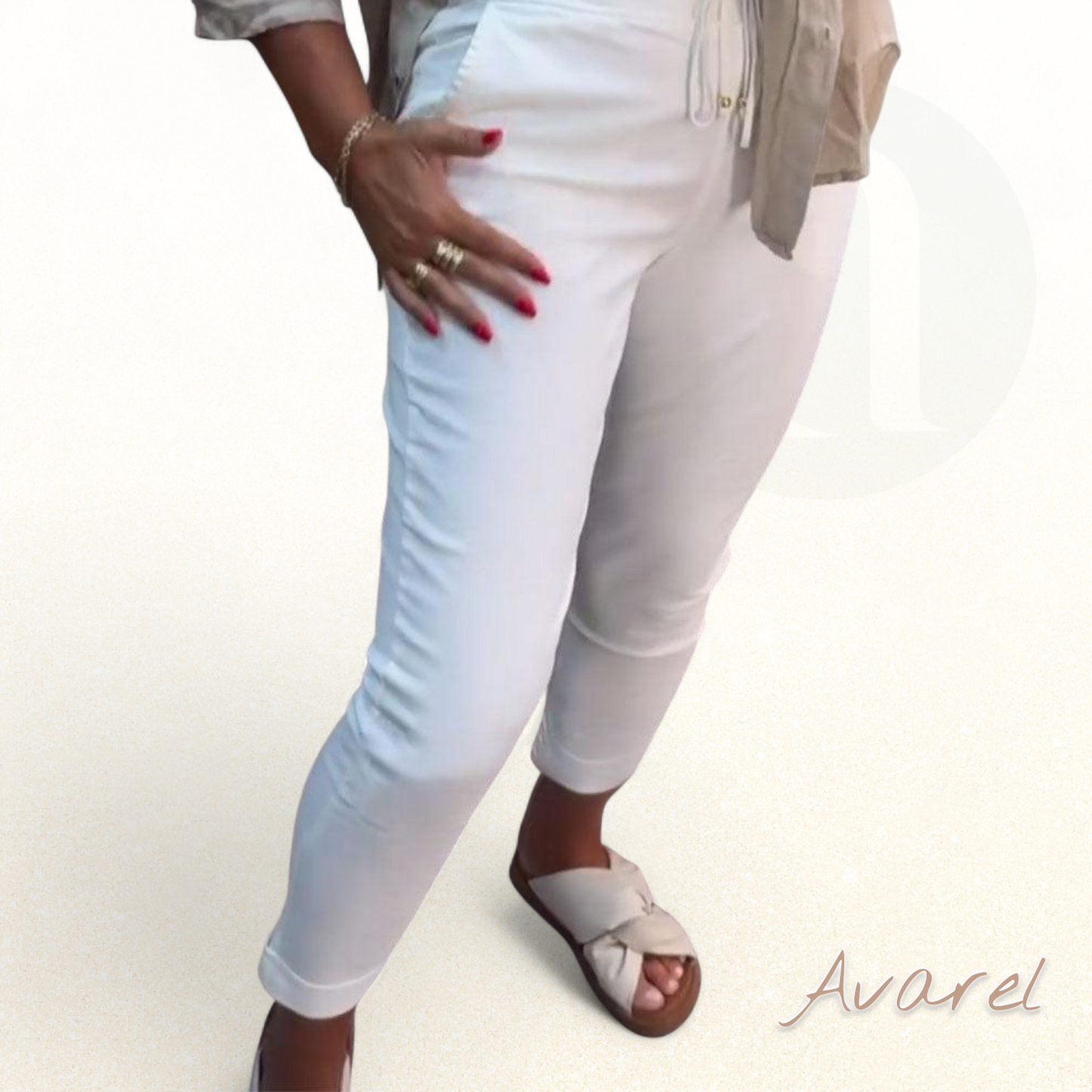 Schicke Bleistiftshose mit bequemem Kordelzug für de perfekte Look