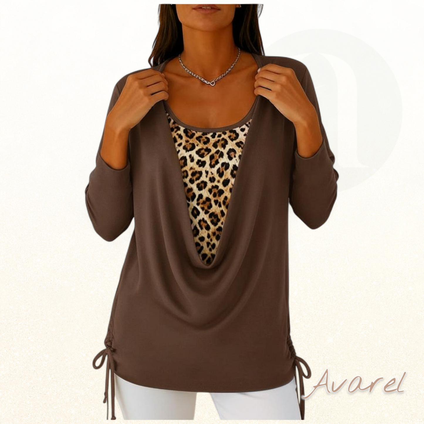 Stylisch Leopardenmuster T-Shirt mit fäärbe Zweiteilung und Schnür-Detail