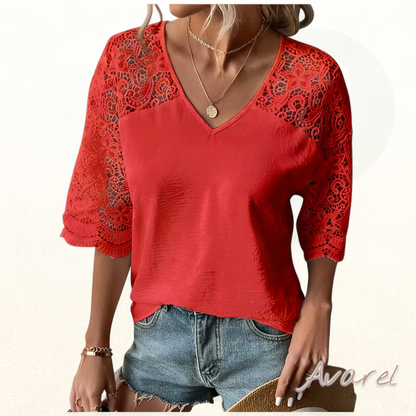 Chicke Bluse mit V-Ausschnitt und elegante Spitzärmel