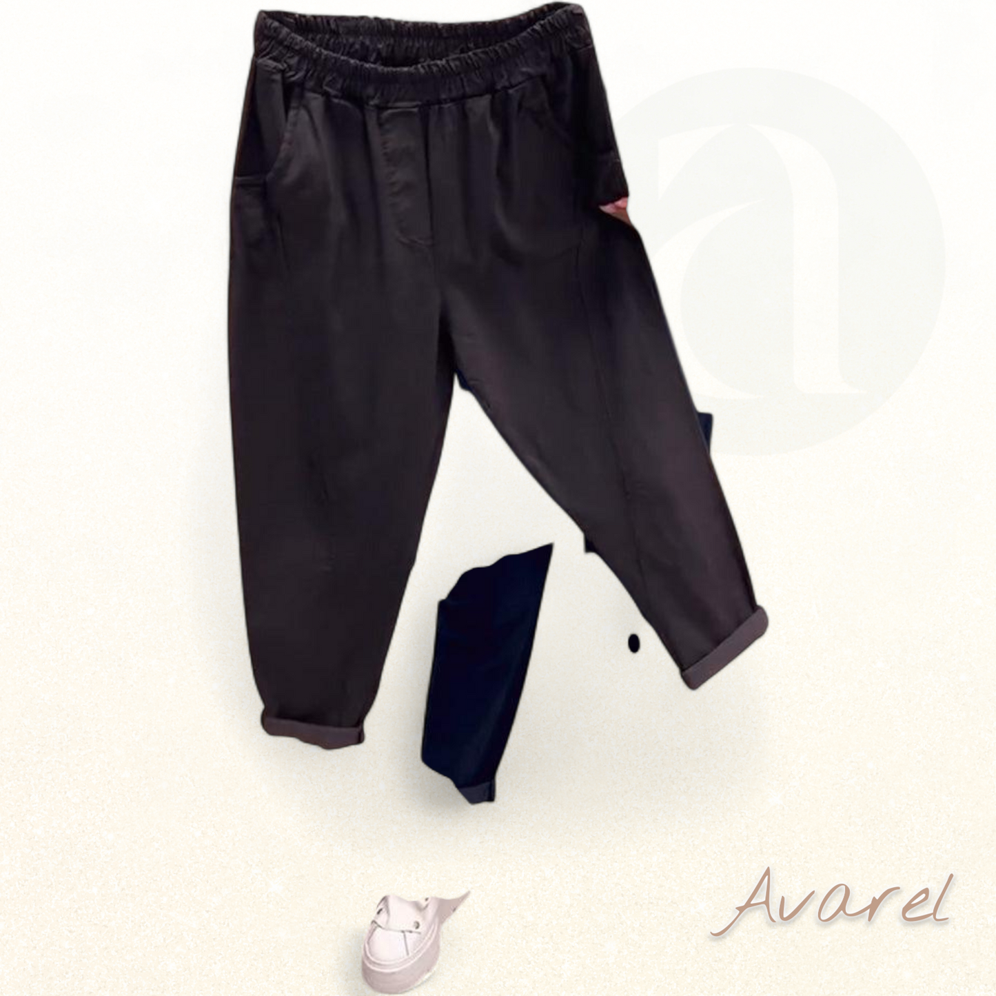 Bequemi, stylisch eiwäbigi Hose mit praktsche Täsche für de Alltag