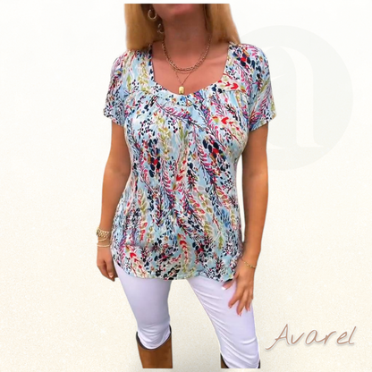 Stilvoll bedruckts T-Shirt mit U-Ausschnitt und Kurzearm