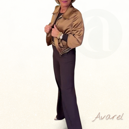 Chic schimmernde, kurze Revers-Mantel in Trend