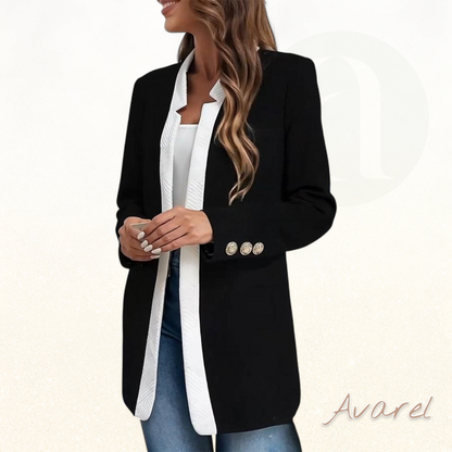 Modischer Mantel mit Kontrastfarb für en stilvolle Look