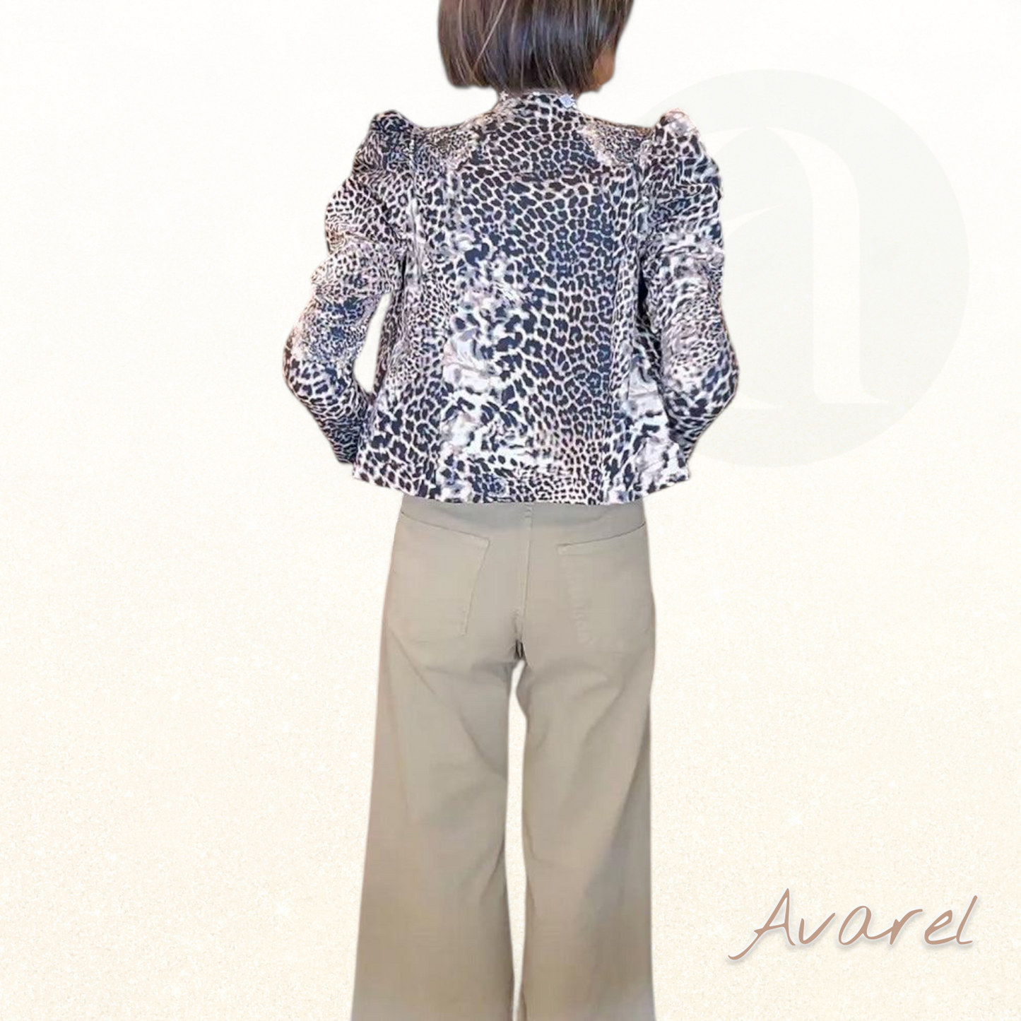 Stylischi Freizeitjacke mit elegante Puffärmle und modischs Leopardenmuster