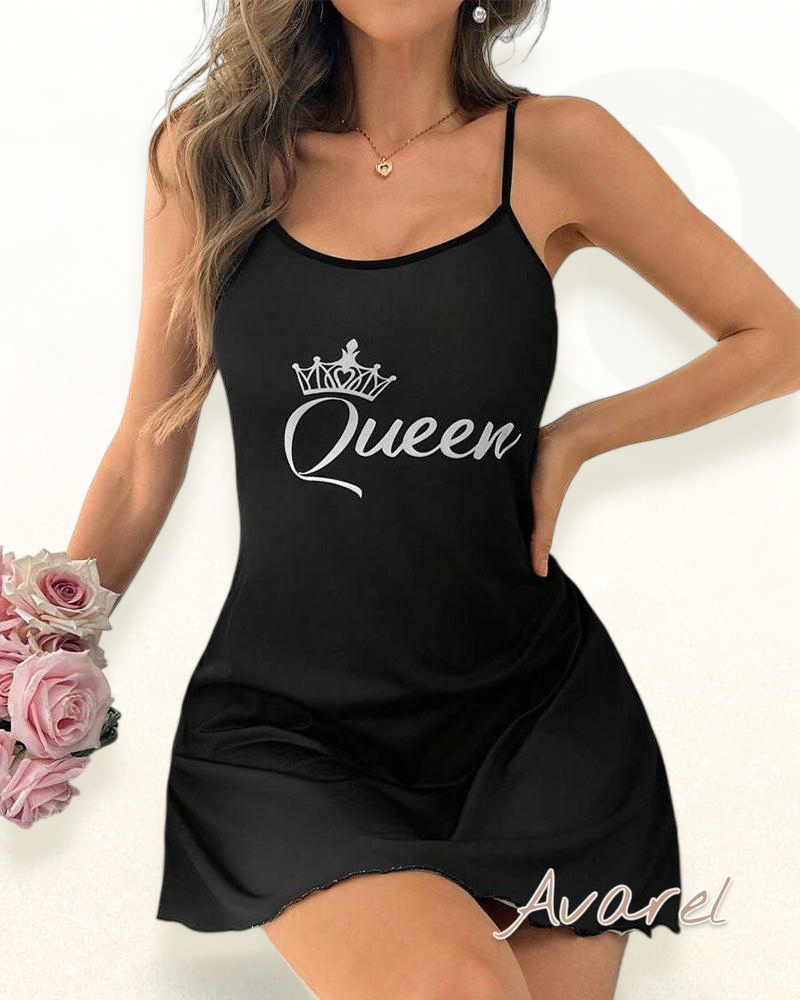 Stilvoll bedruckts Nachtjeans und Camisole in chliner Grössi für e angenehm Schlaf