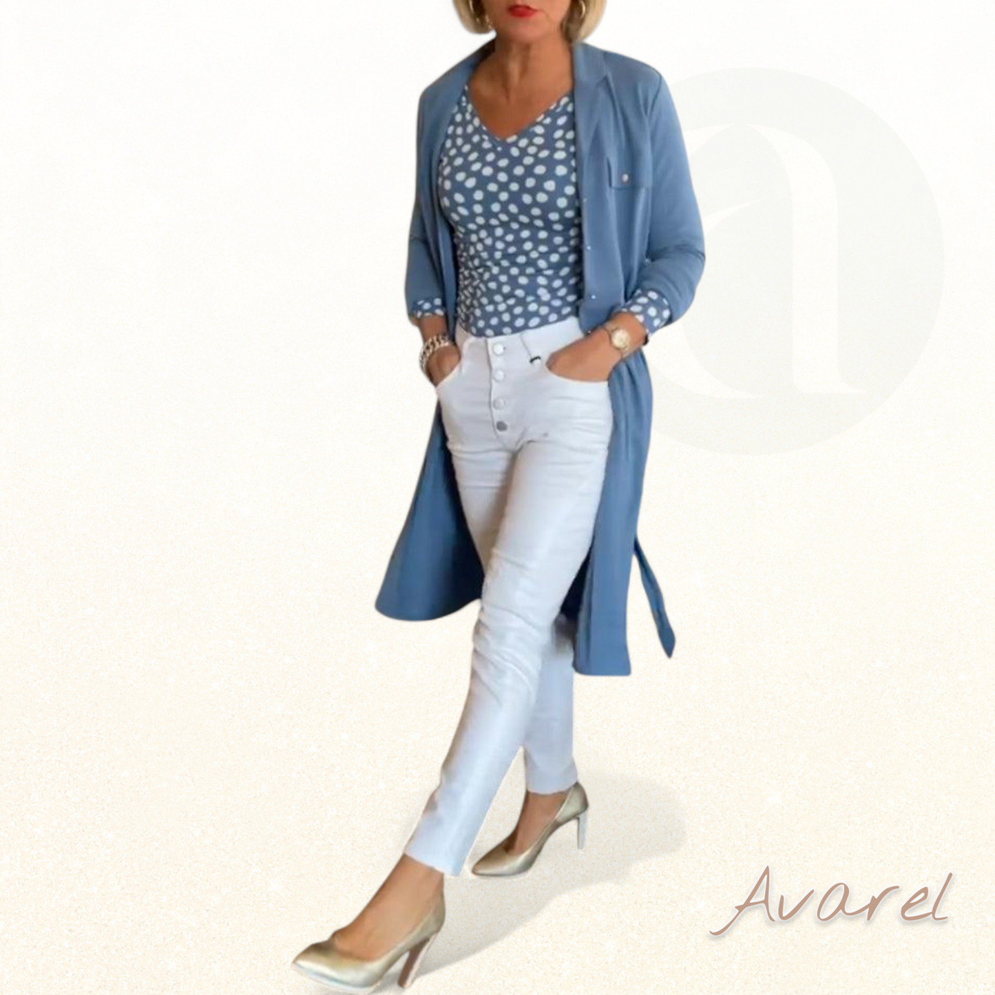 Stilvolle, knopfbare Mantel in elegante Uni-Farbe für en lässige Look