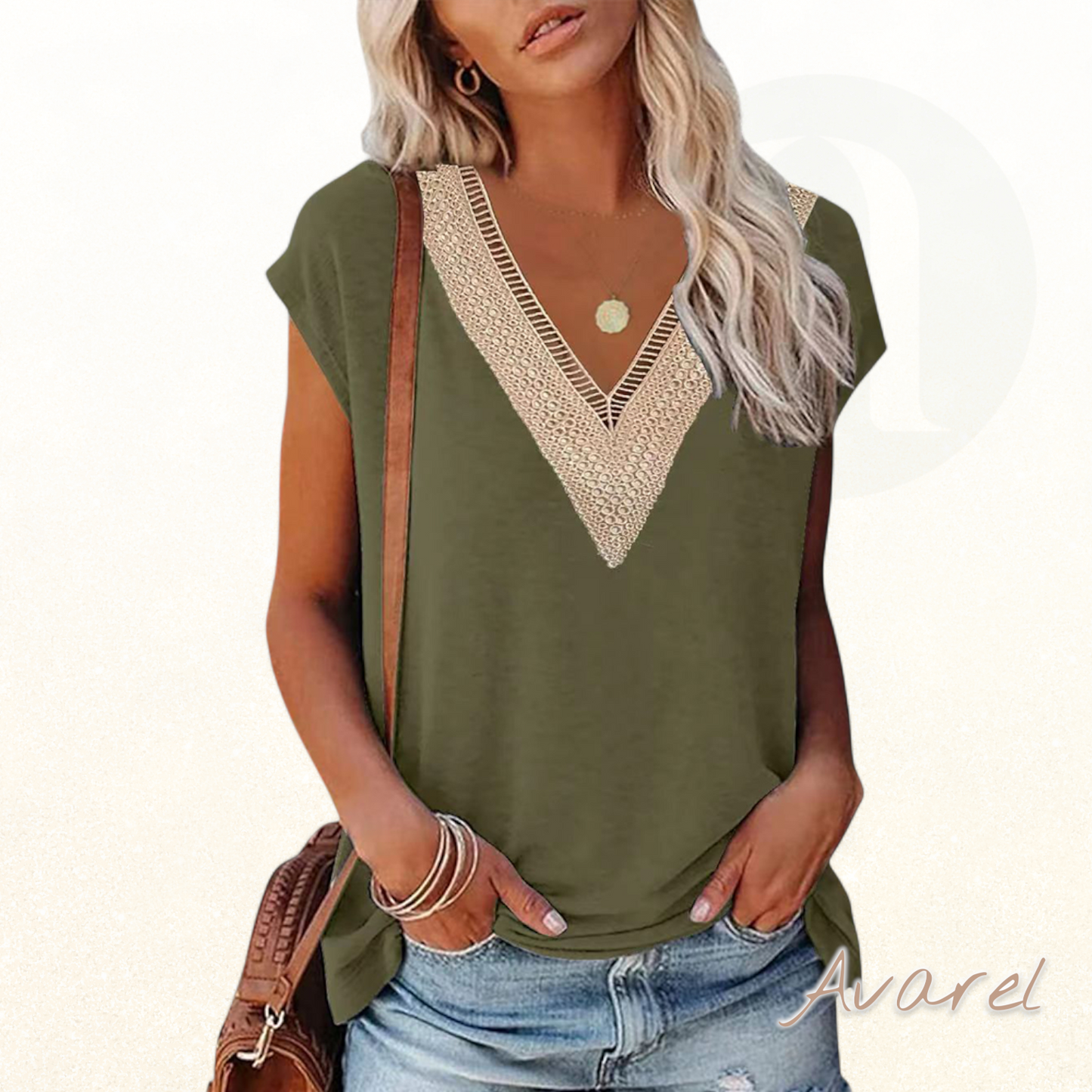 Stilvolls V-Ausschnitt T-Shirt mit elegante Spitzeverzierigug