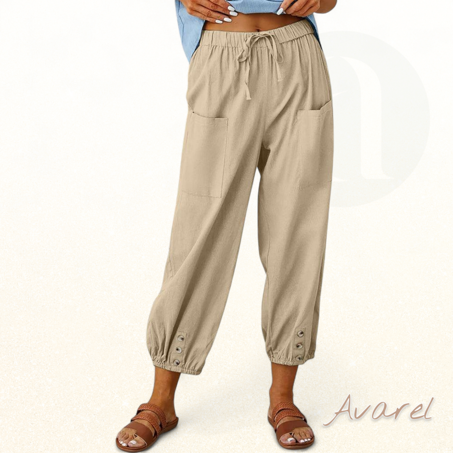 Hose mit nöie Punkt im stilvolle Design und höche Taille für en elegante Look