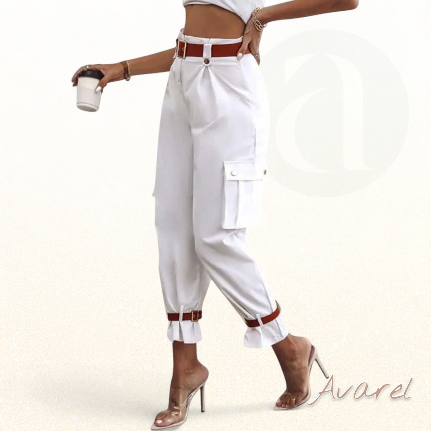 Bequemi Cargohose mit stilvolle einfarbige Taschen