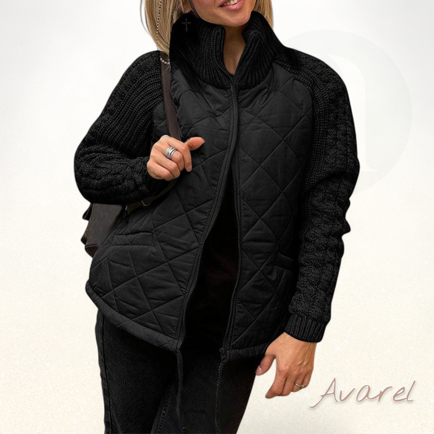 Eleganter einfarbiger Mantel mit praktischem Reissverschluss und stilvollem hohe Kragen