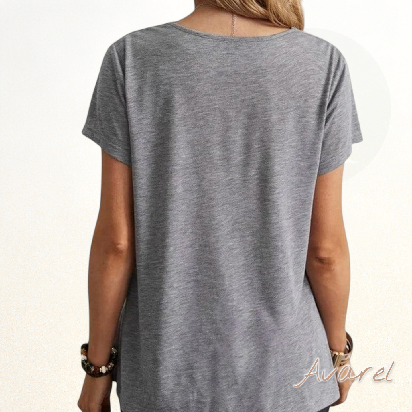 Stylisch T-Shirt mit Wasserfallausschnitt und kurze Ärmel für en elegante Look