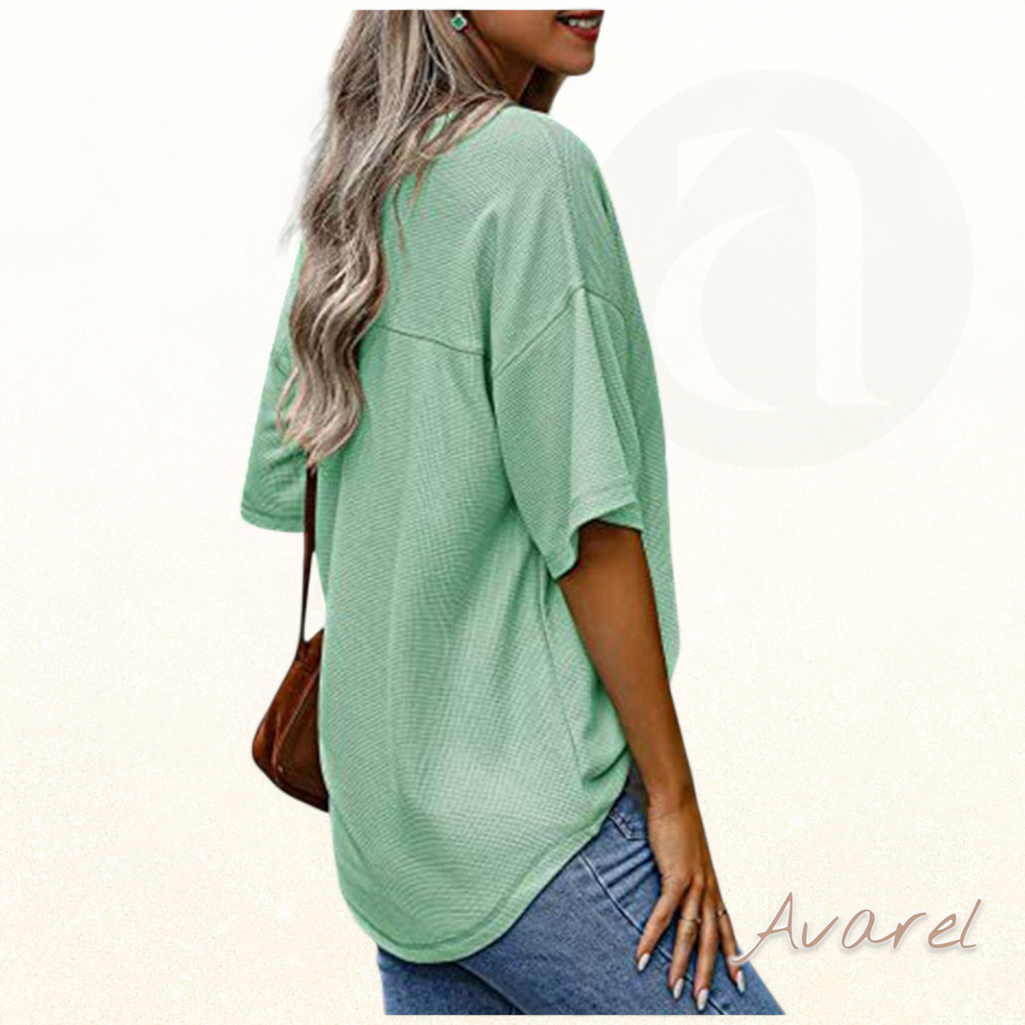 Stylisch chourämligs V-Ausschnitt T-Shirt mit praktische Täsch