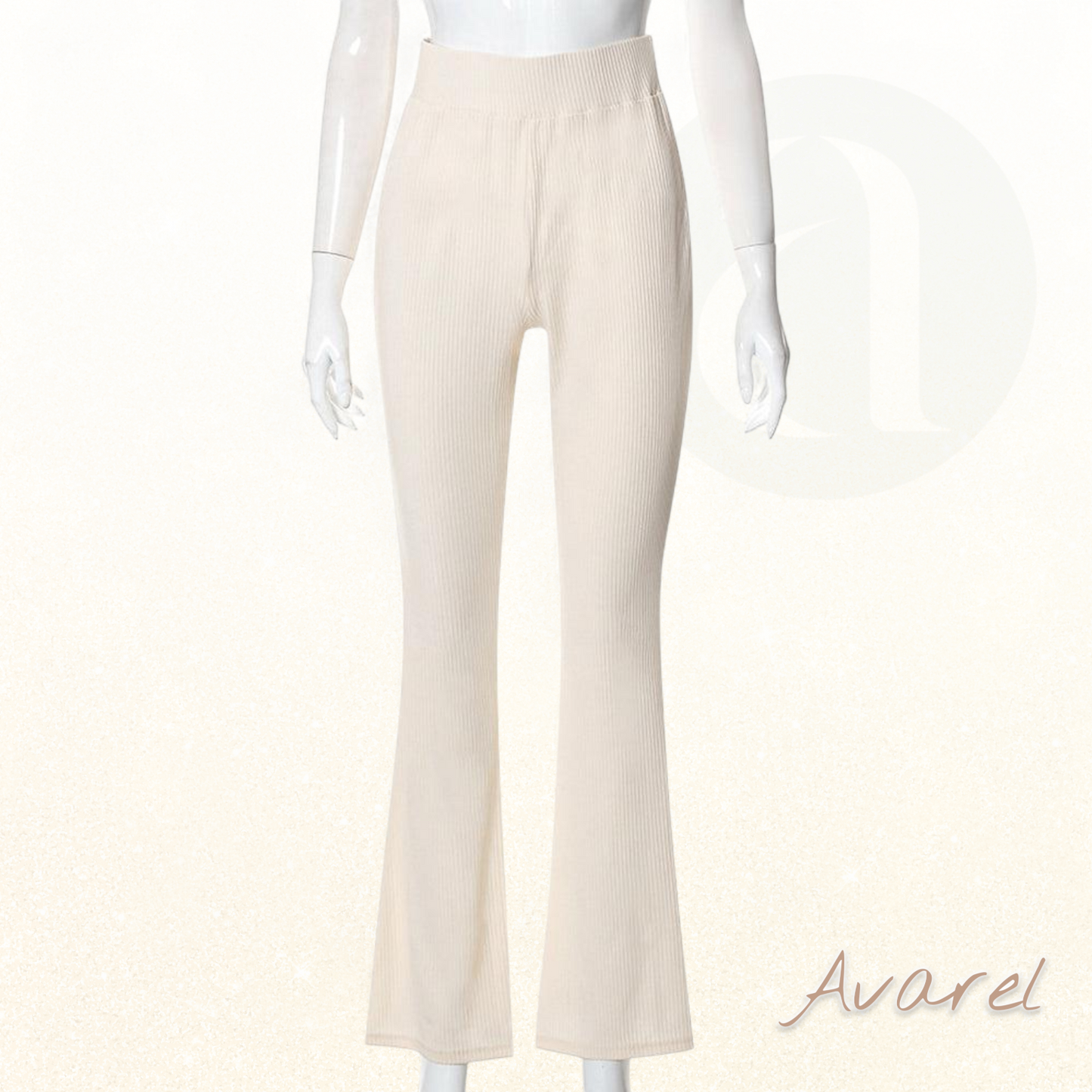 Stylisch eifarbige Slim-Fit-Hose mit modischem Micro-Flare für en eleganten Look