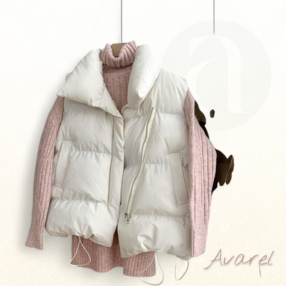 Vieliwiiti-einfaargige ärmellosi Steppjacke mit praktischem Reissverschlusstäschli