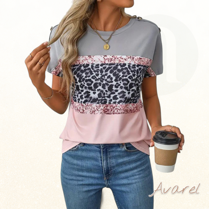 Stylischs Leopardenmuster T-Shirt mit Rundhalsausschnitt und Farbakzent