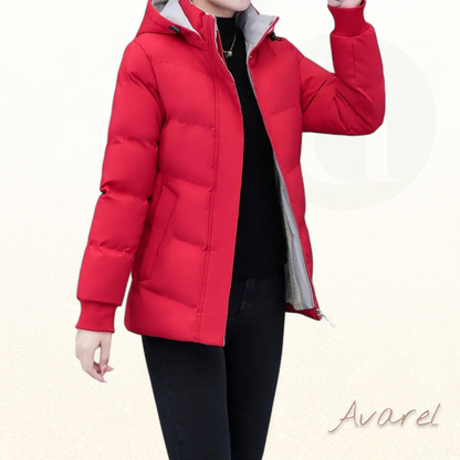 Bequemi warmi Übergangsjacke mit Kapuze im klassischem einfarbige Design