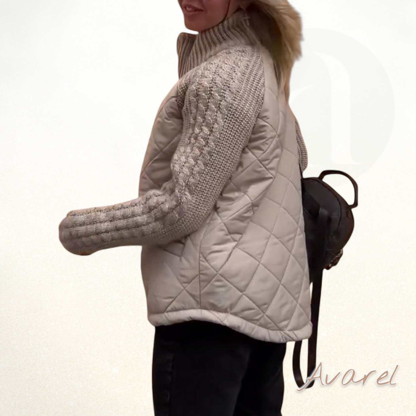 Eleganter einfarbiger Mantel mit praktischem Reissverschluss und stilvollem hohe Kragen