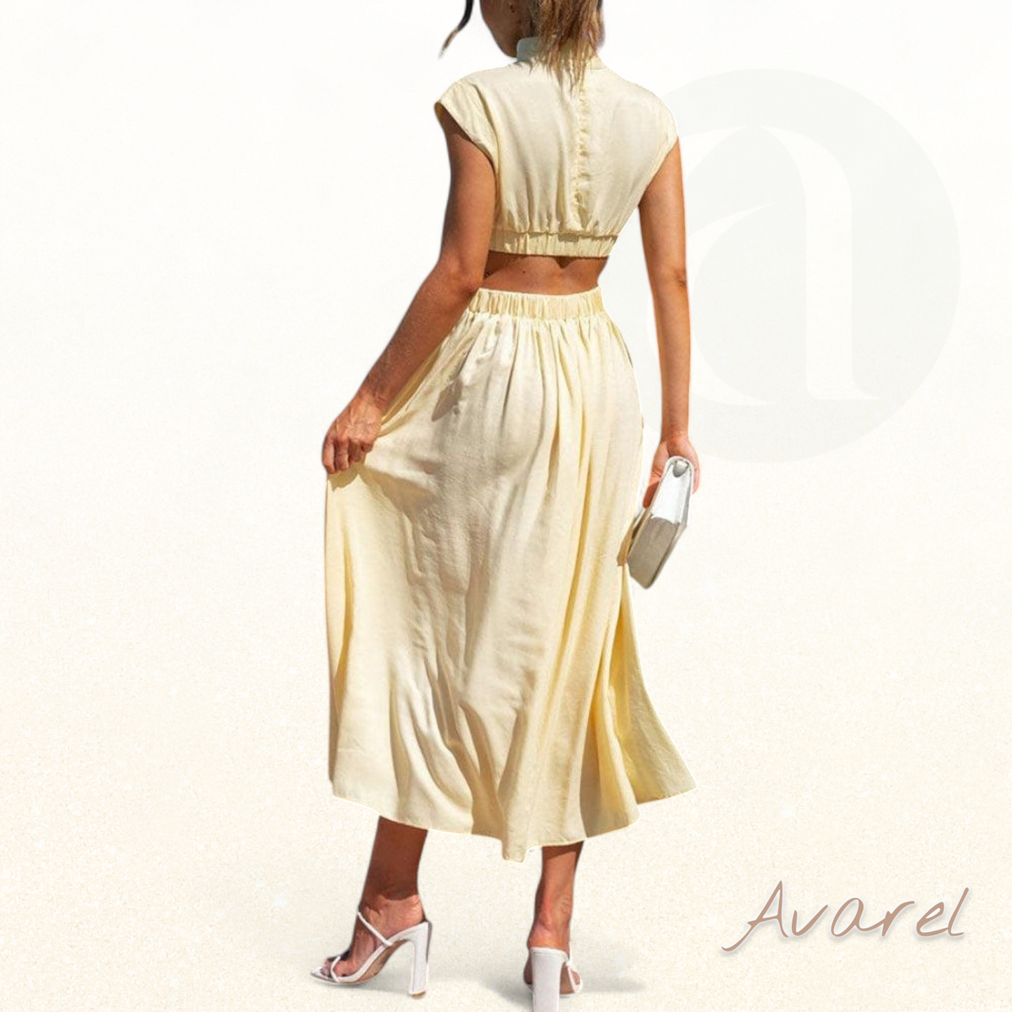 Chic Mini-Sommerkleid mit angeschnittener Taille für einen individuellen und stylischen Look