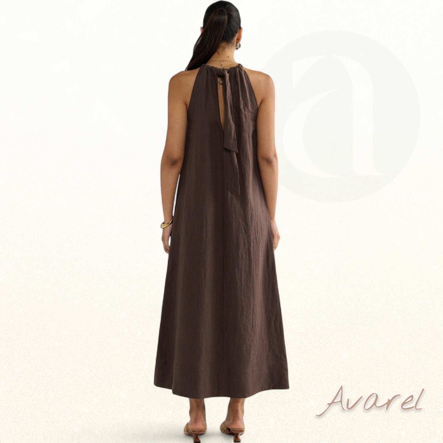 Chices Strandkleid mit Leinengürtel für sommerlichen Stil und glamouröse Eleganz