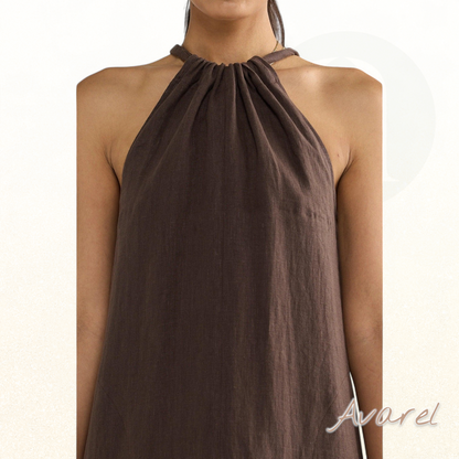 Chices Strandkleid mit Leinengürtel für sommerlichen Stil und glamouröse Eleganz