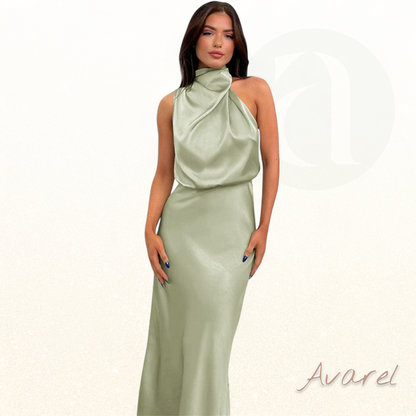 Elegantes Brautkleid aus Satin ärmellos mit Neckholder für einen besonderen Anlass