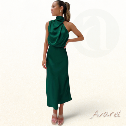 Elegantes Brautkleid aus Satin ärmellos mit Neckholder für einen besonderen Anlass