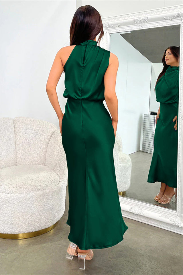 Elegantes Brautkleid aus Satin ärmellos mit Neckholder für einen besonderen Anlass