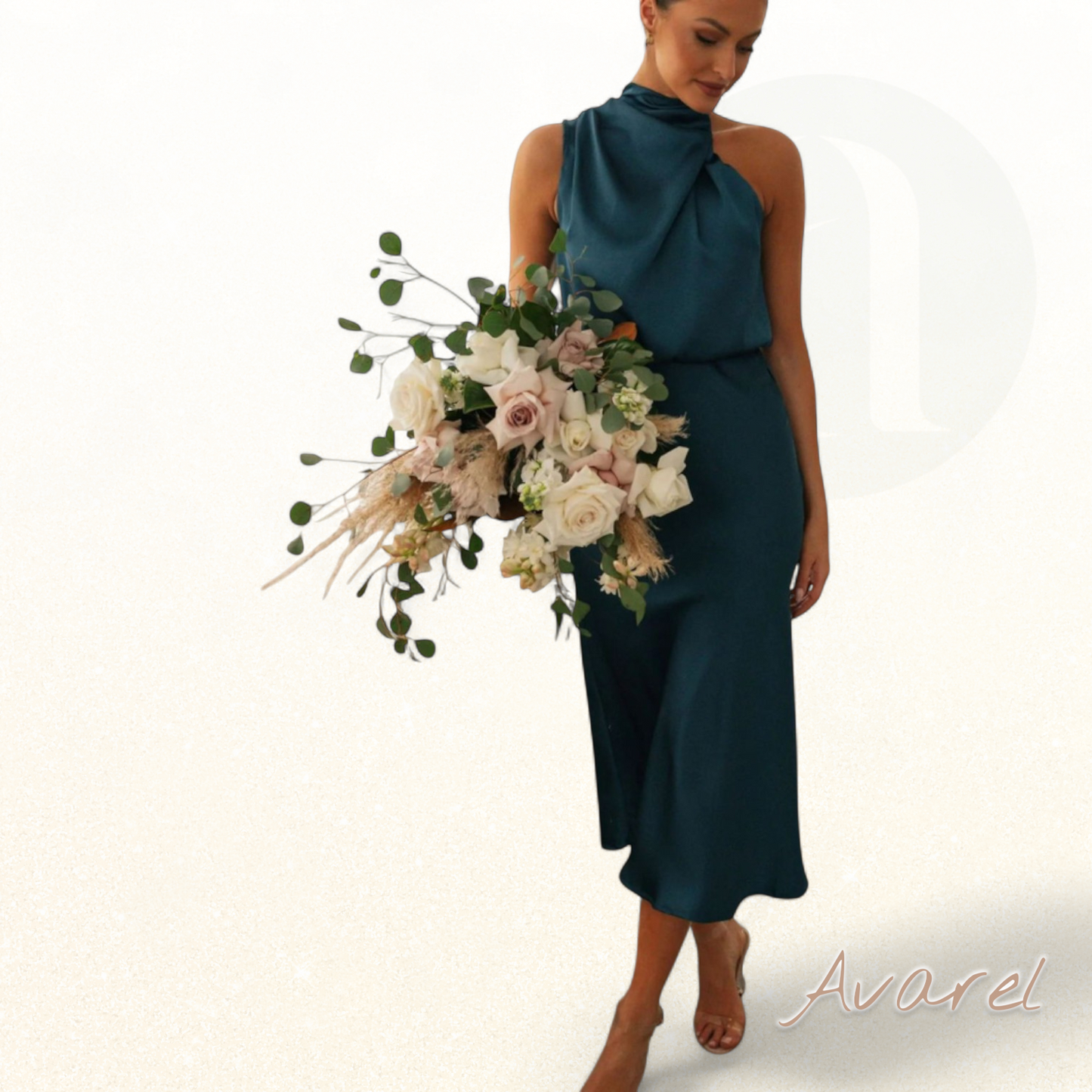 Elegantes Brautkleid aus Satin ärmellos mit Neckholder für einen besonderen Anlass