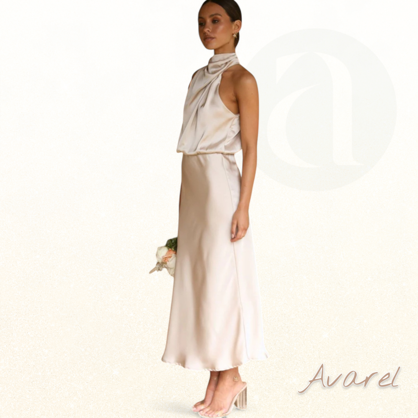 Elegantes Brautkleid aus Satin ärmellos mit Neckholder für einen besonderen Anlass