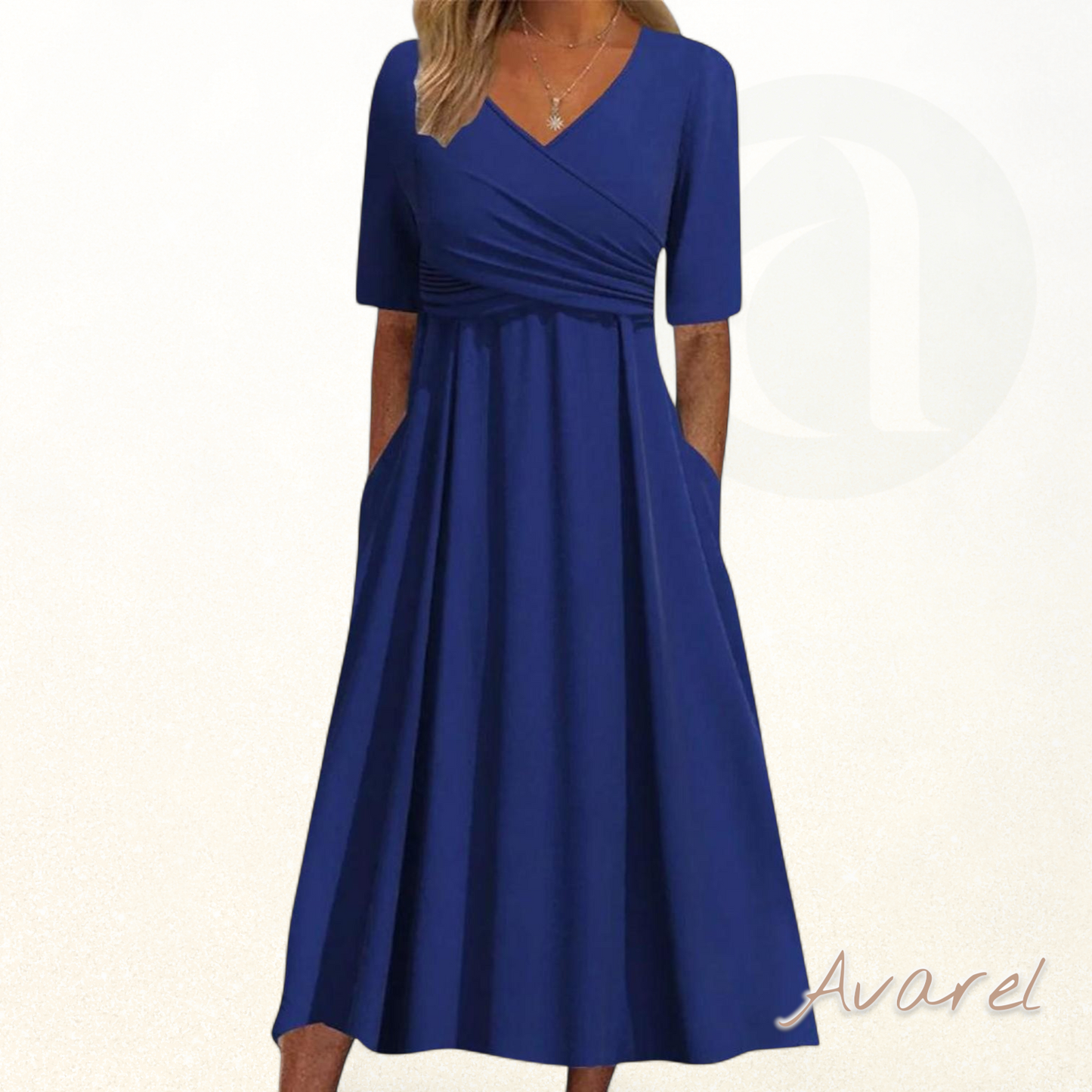 Elegantes Crossing-Midikleid mit stilvollen Jasmin-Details für modebewusste Frauen