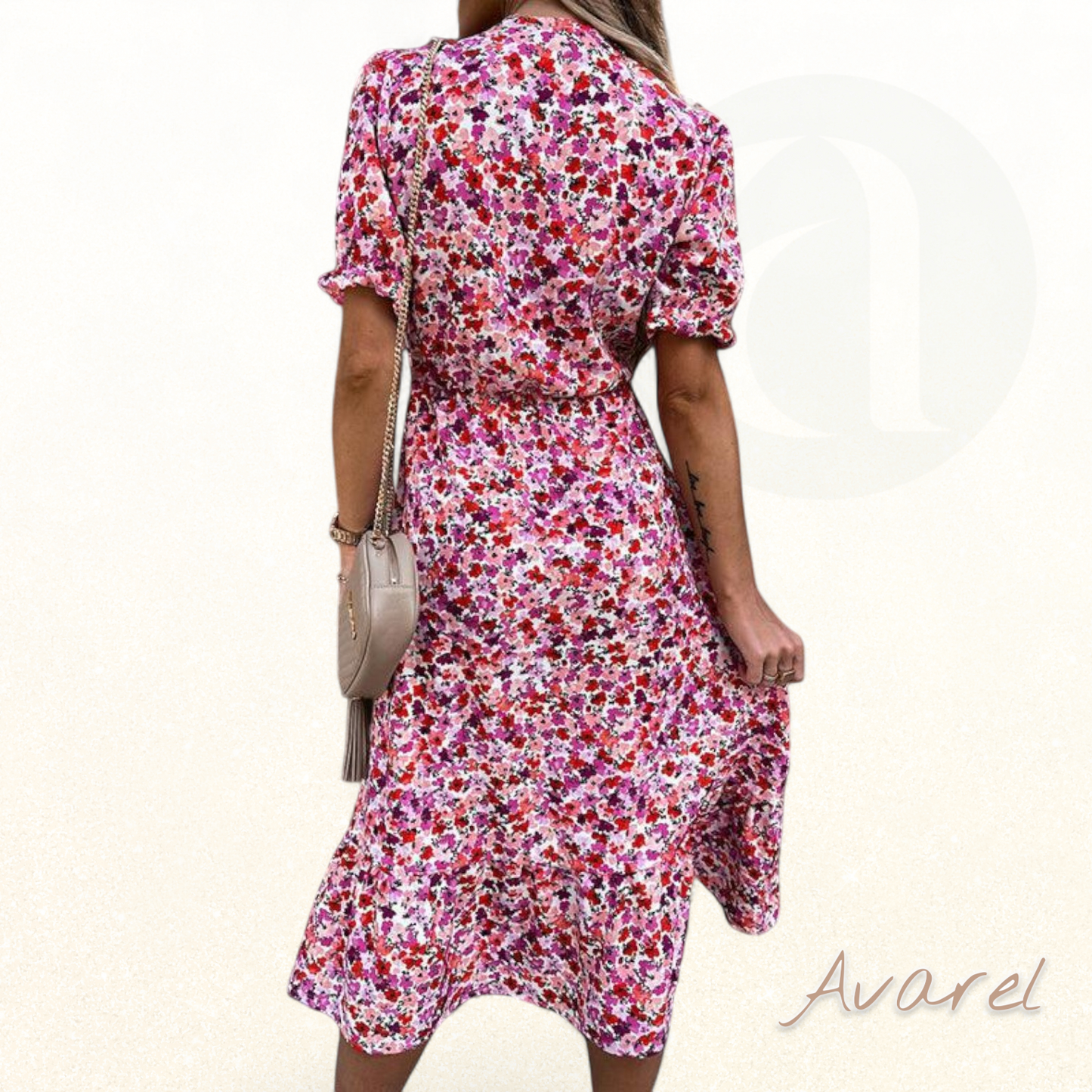 Elegantes, floral gemustertes Hemd für einen makellosen Stil