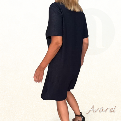 Elsa | Elegantes Twist-Kleid mit V-Ausschnitt – Perfekt für einen atemberaubenden und selbstbewussten Look bei jeder Gelegenheit