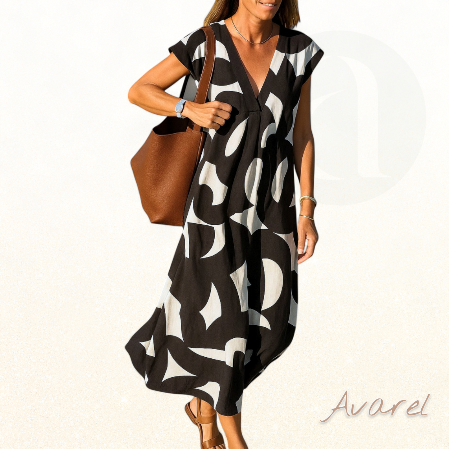 Floyd Nomi Grafischer Spiegel – Elegantes Design und Komfortabler Stil für einen Makellosen Look