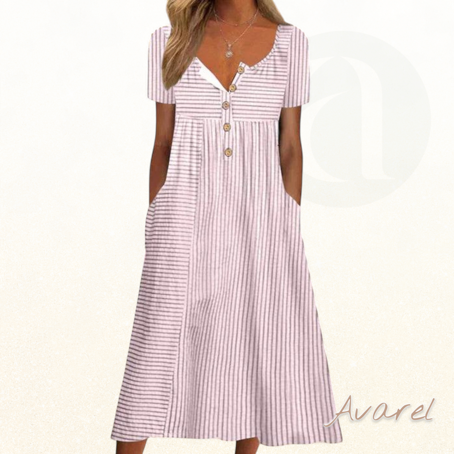 Leichtes Kleid mit Trägern und kurzen Ärmeln für maximalen Komfort