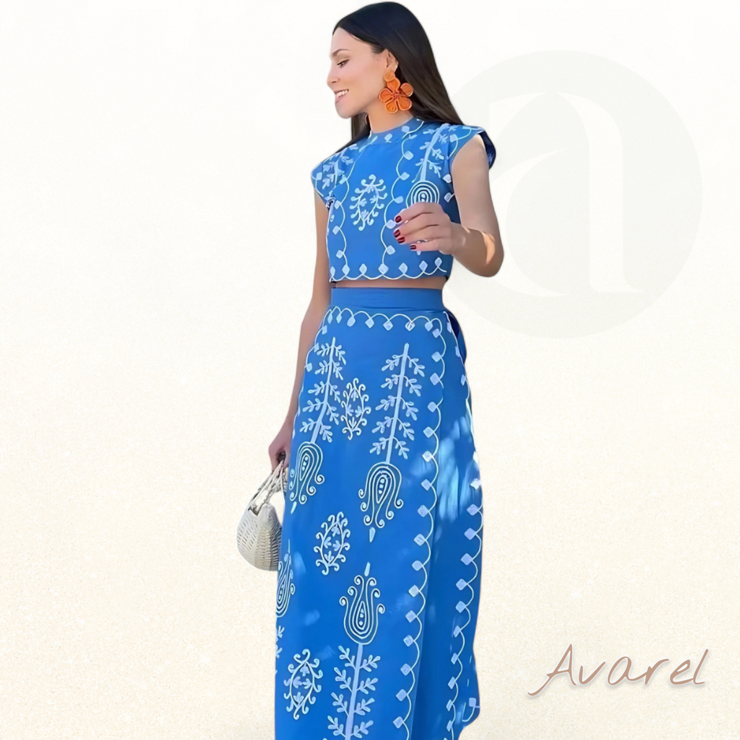 Luxuriöses und erfrischendes Sommer-Set mit einzigartigen Druckstickereien und eigenständigem Design