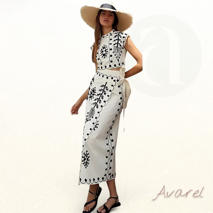 Luxuriöses und erfrischendes Sommer-Set mit einzigartigen Druckstickereien und eigenständigem Design